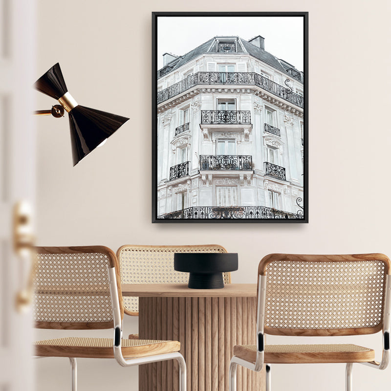 Paris Building I Canvas Print